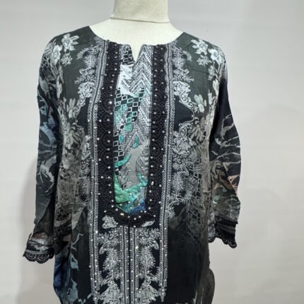 Maslin cotton printed kurta neckline detail with lace work