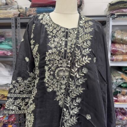 Black Pakistani Plazzo Suit - Punjabi Threads product image 2