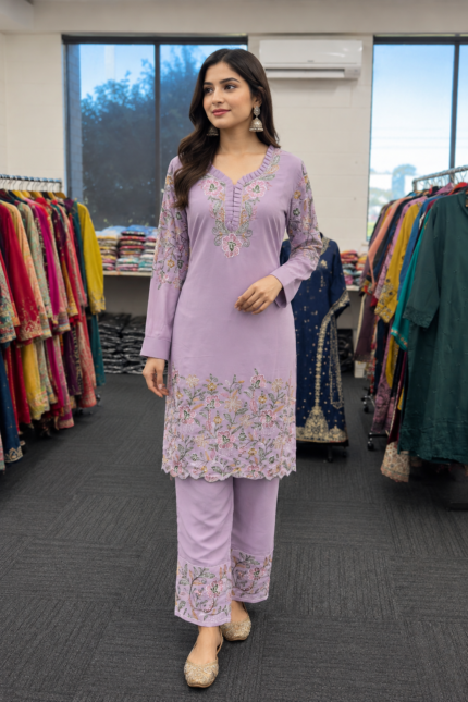 Lavender Blossom Pakistani Suit - Punjabi Threads product image 2